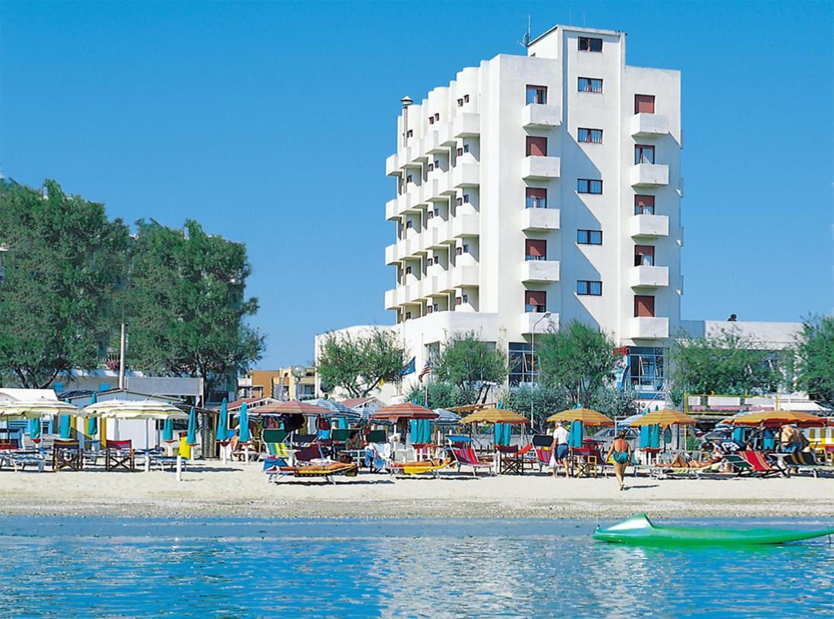 Hotel International